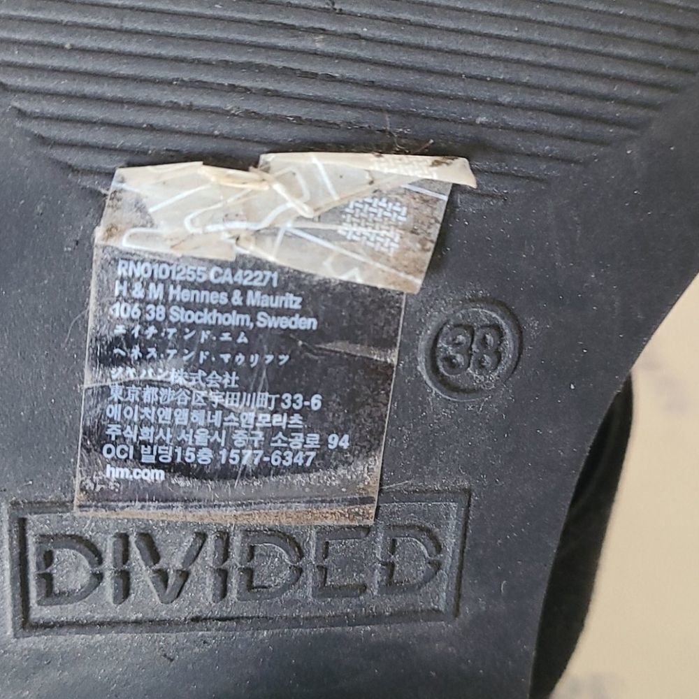 Divided Black Bootie - Picture 6 of 9